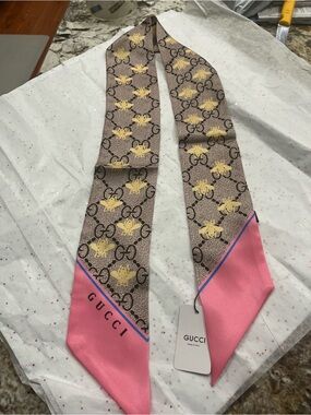 Gucci Pink & Beige Bee Print Silk Twilly Scarf